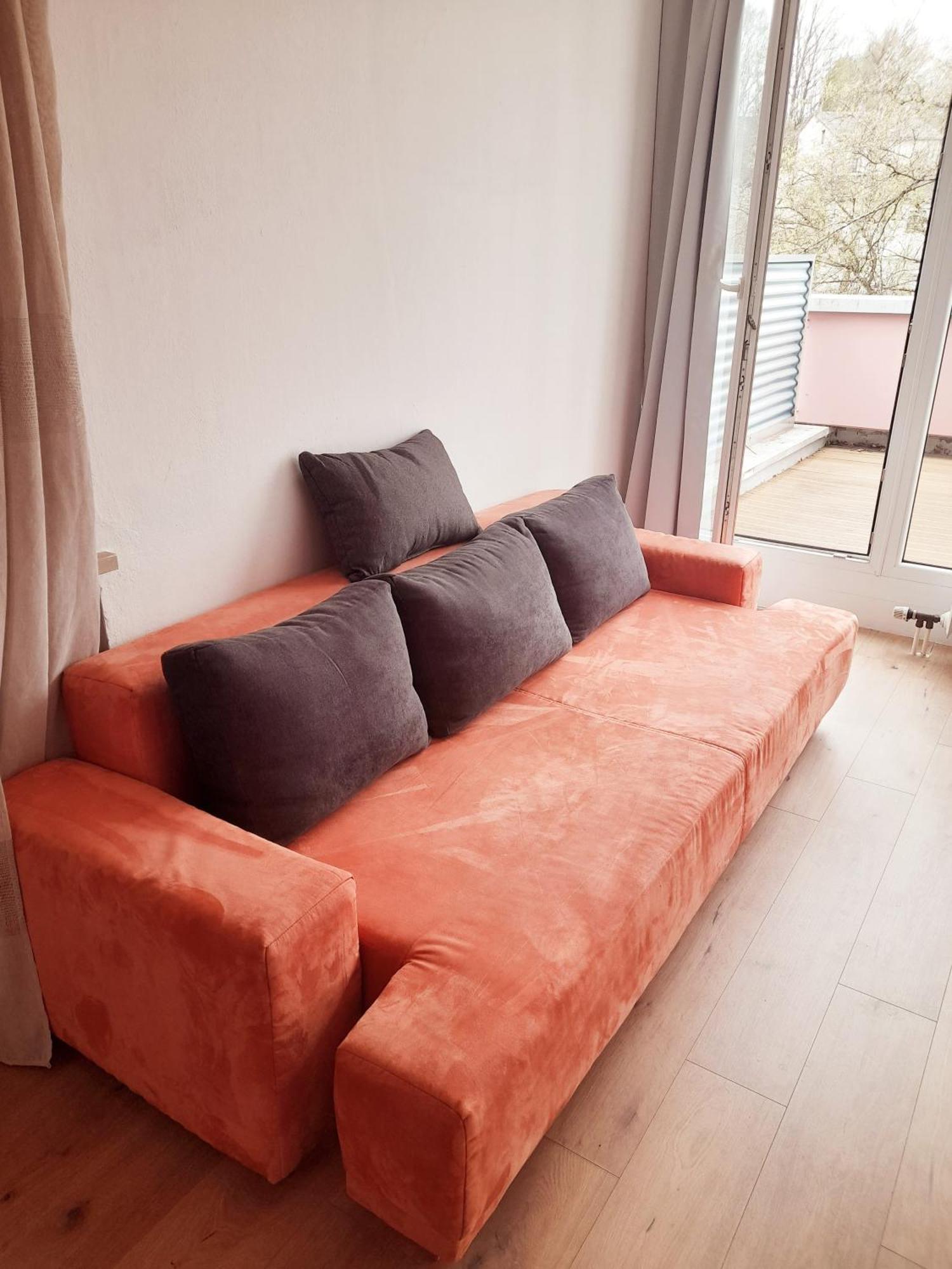 Laule Apartment